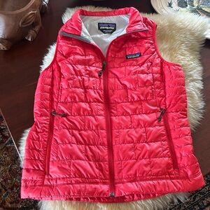 Women’s Patagonia Nano Puff Vest Excellent Used Condition